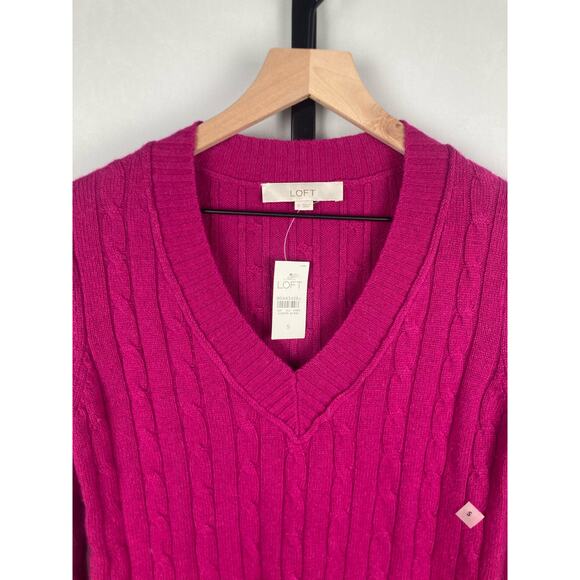 LOFT V-Neck Cable Knit Sweater Fuchsia Sz S Wool Rabbit Hair Blend Cozy NWT - Picture 2 of 6
